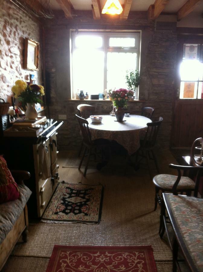 Five Saints Farmhouse B&B Pumpsaint Dış mekan fotoğraf